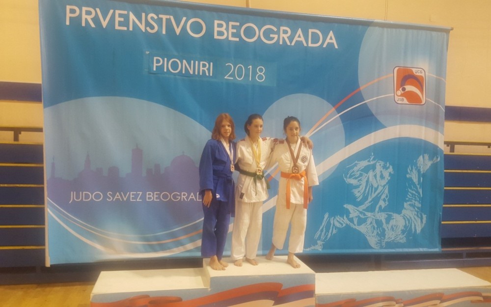 Anja Mijalković osvojila srebrnu medalju na prvenstvu Beograda